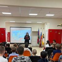 В МБОУ ДО ЦДТТ «Юный техник» прошло замечательное мероприятие «Родной земли многоголосье», приуроченное к значимой дате — Дню народного единства! 