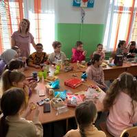 8 января в МБОУ ДО ЦДТТ «Юный техник» прошли Рождественские посиделки «История праздника». 